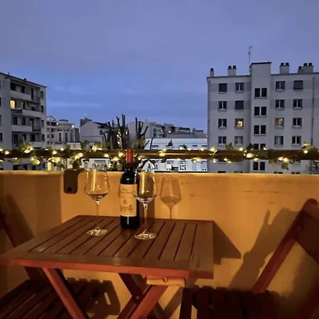 Charming T3 With Balcony In Monplaisir リヨン